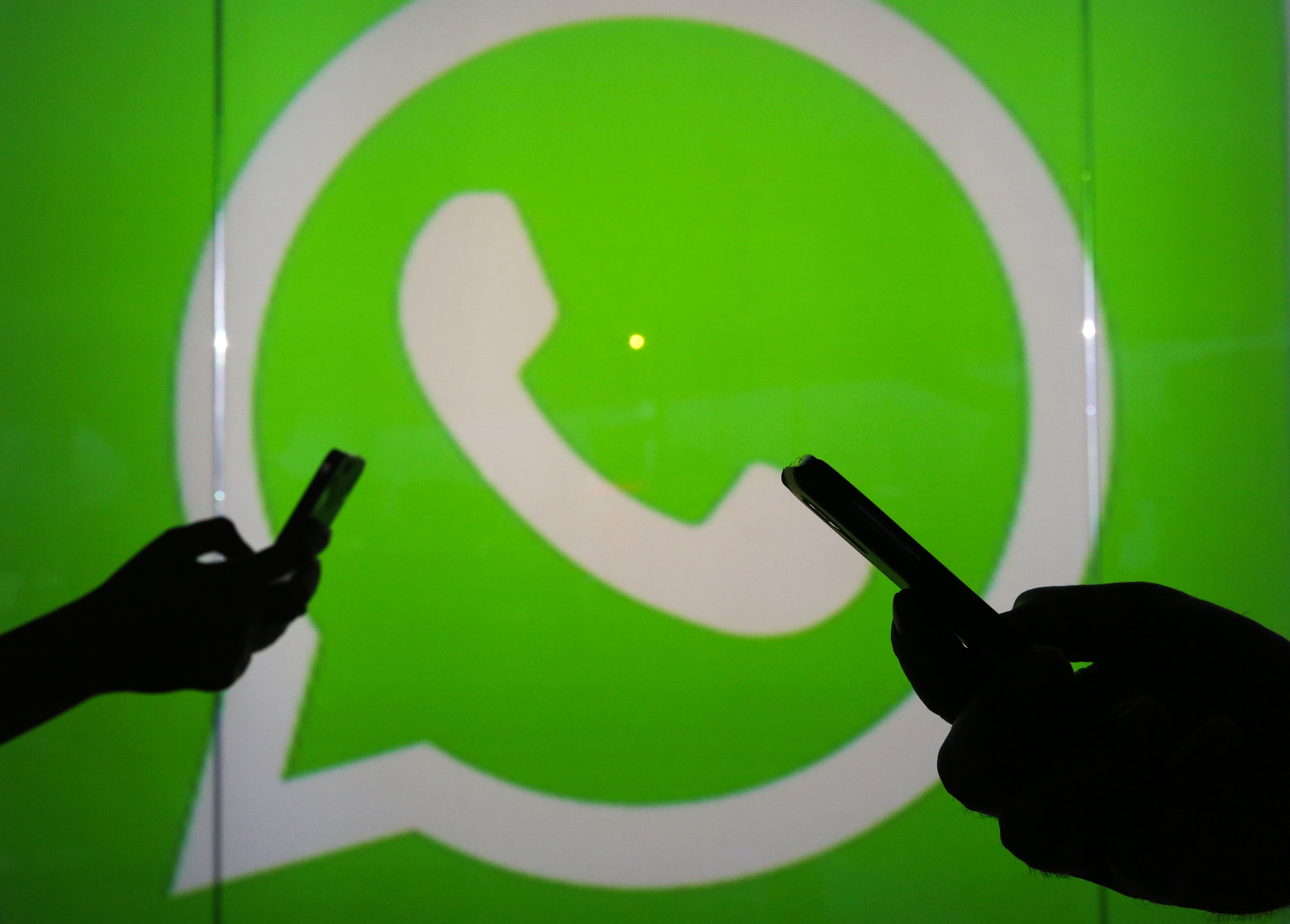WhatsApp Outage Leaves New Year Greetings In Limbo