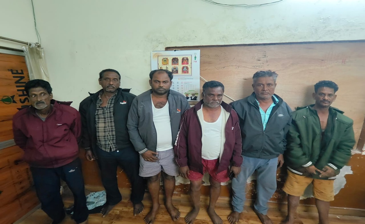 रायपुर में तमिलनाडु के &lsquo;त्रिची गैंग&rsquo; के 6 सदस्य गिरफ्तार; देशभर में कार का कांच तोड़कर करते थे चोरी