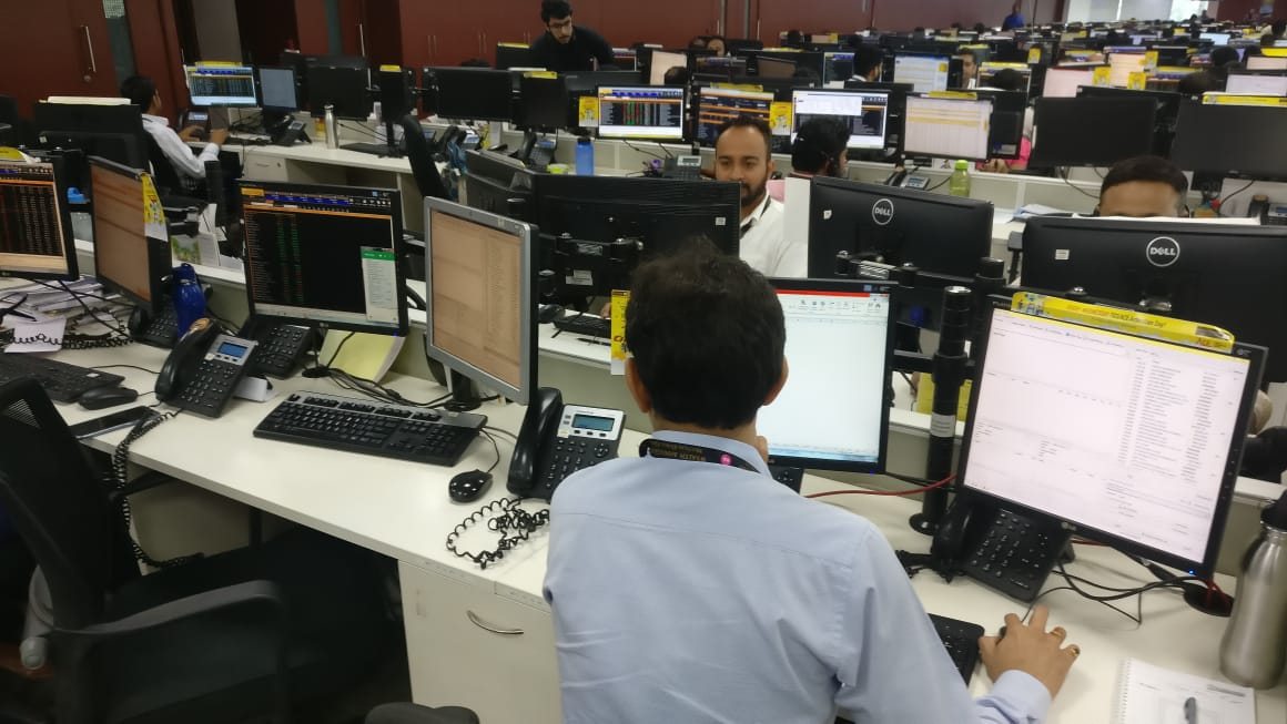 Weekly Wrap: Nirmala Sitharaman&rsquo;s Maiden Budget Fails To Impress Investors&nbsp;