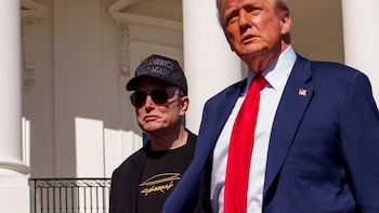 Trump Unveils New Air Force One With Starlink, Says Elon Musk 'Will Be Very Happy'
