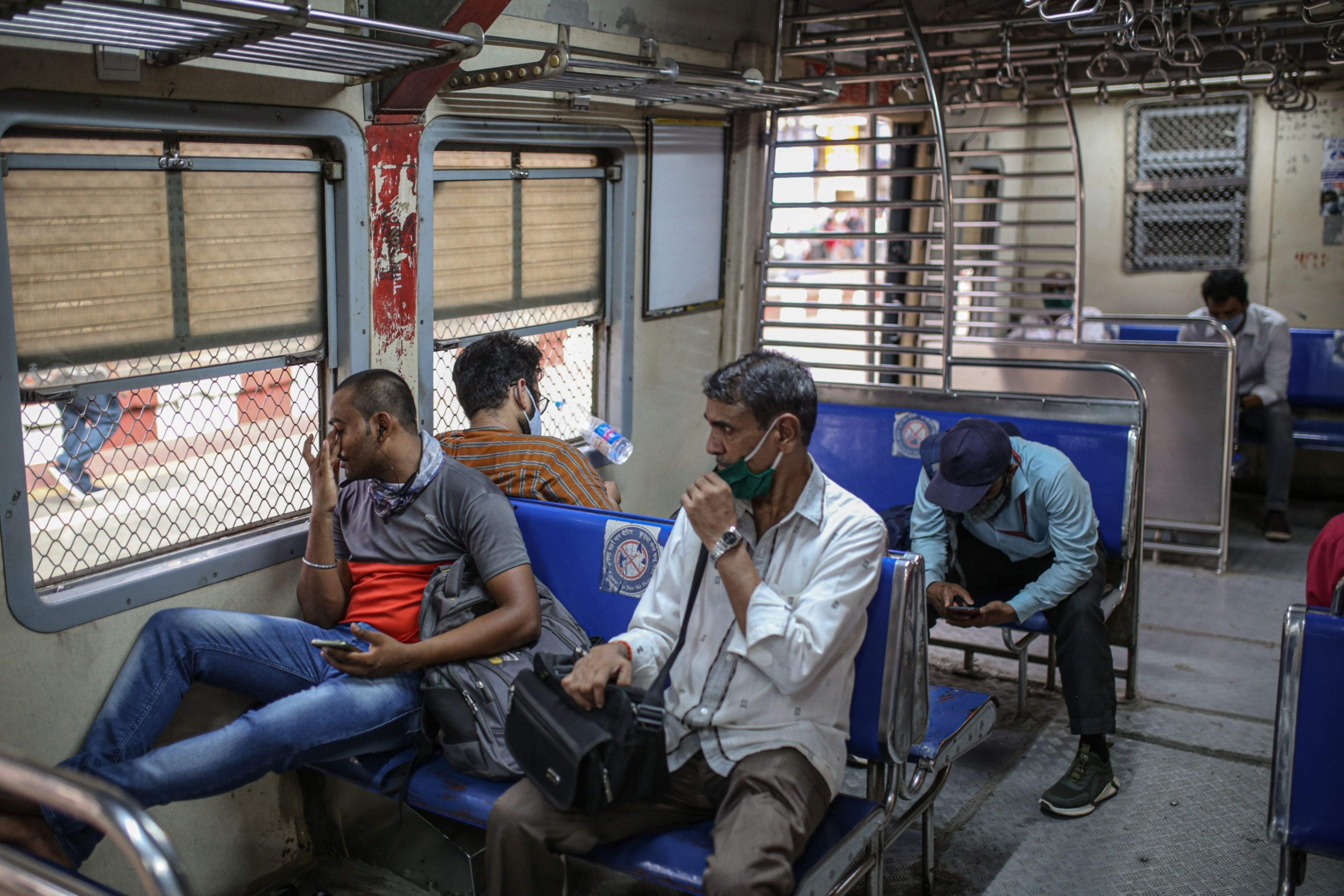 Coronavirus India Updates: 3.86 Lakh New Infections Take Active Cases Above 31 Lakh