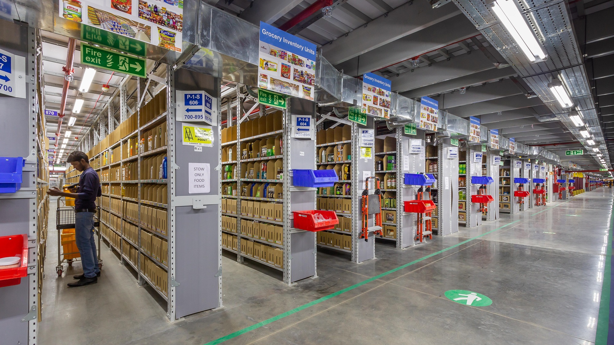 Amazon Strengthens Warehouse Network To Meet Festive Demand