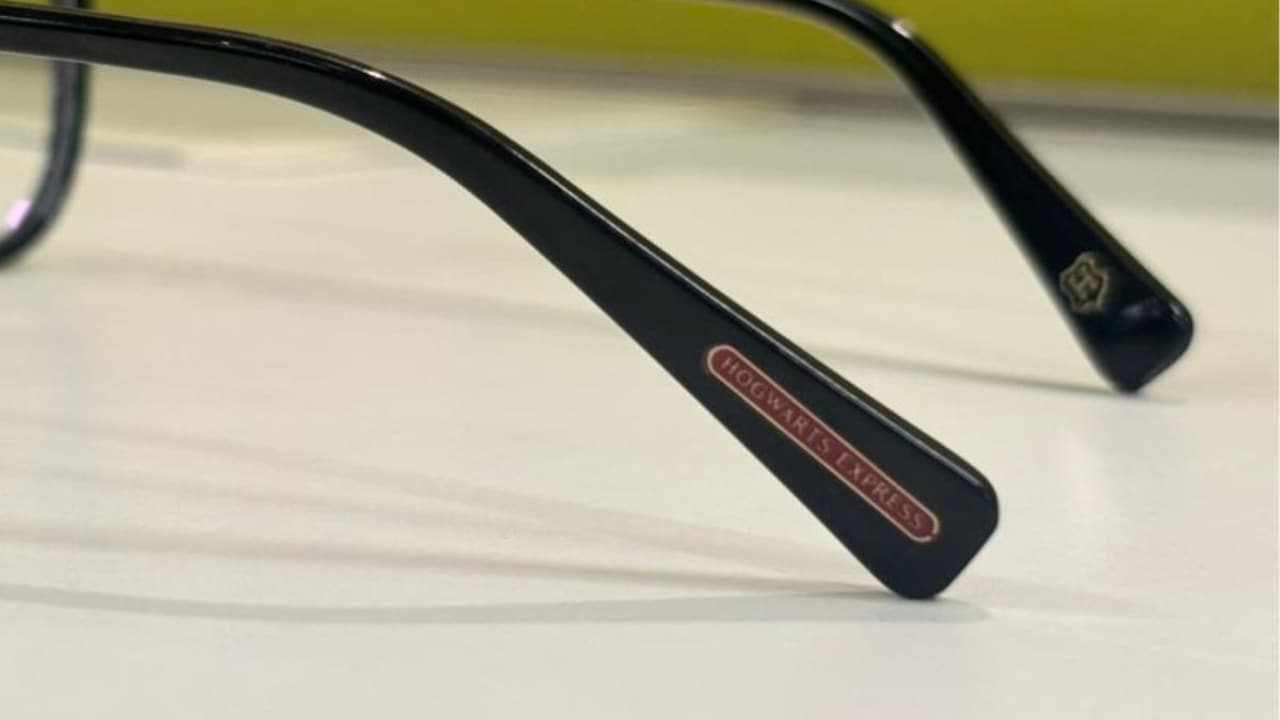 This pair of glasses from Lenskart is a perfect pick for fans who love minimal fandom fashion. This pair of glasses from Lenskart is a perfect pick for fans who love minimal fandom fashion.