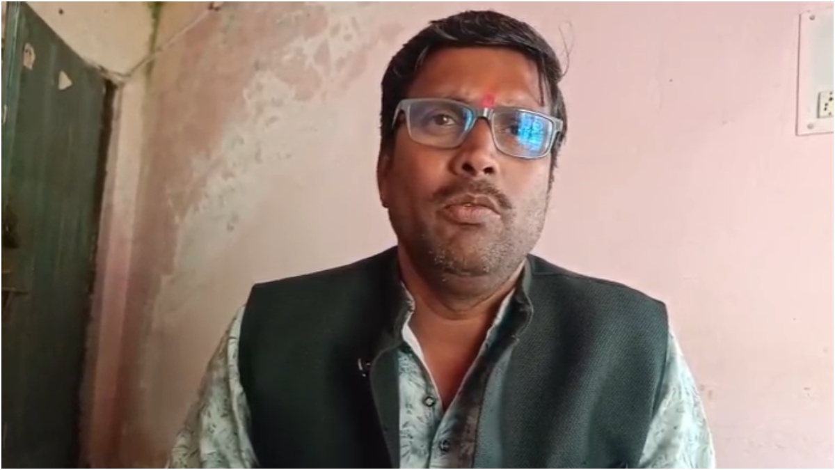 सतना में पुरुष के पेट में 'गर्भाशय', दर्द होने पर सोनोग्राफी कराई तो रिपोर्ट ने उड़ा दिए होश; जानें मामला