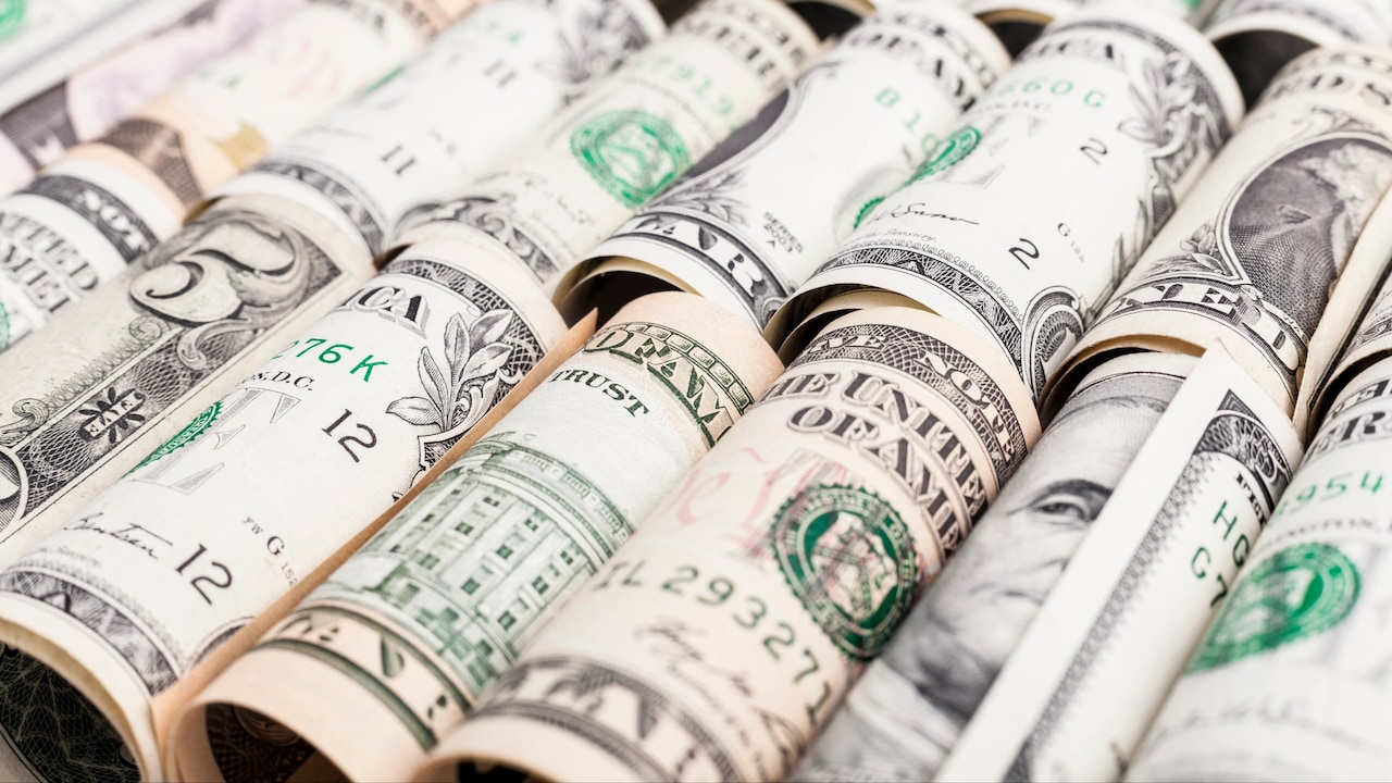 FIIs Turn Net Buyers, But DIIs Buy 16x More As D-Street Bulls Cheer US-Iran Peace Deal