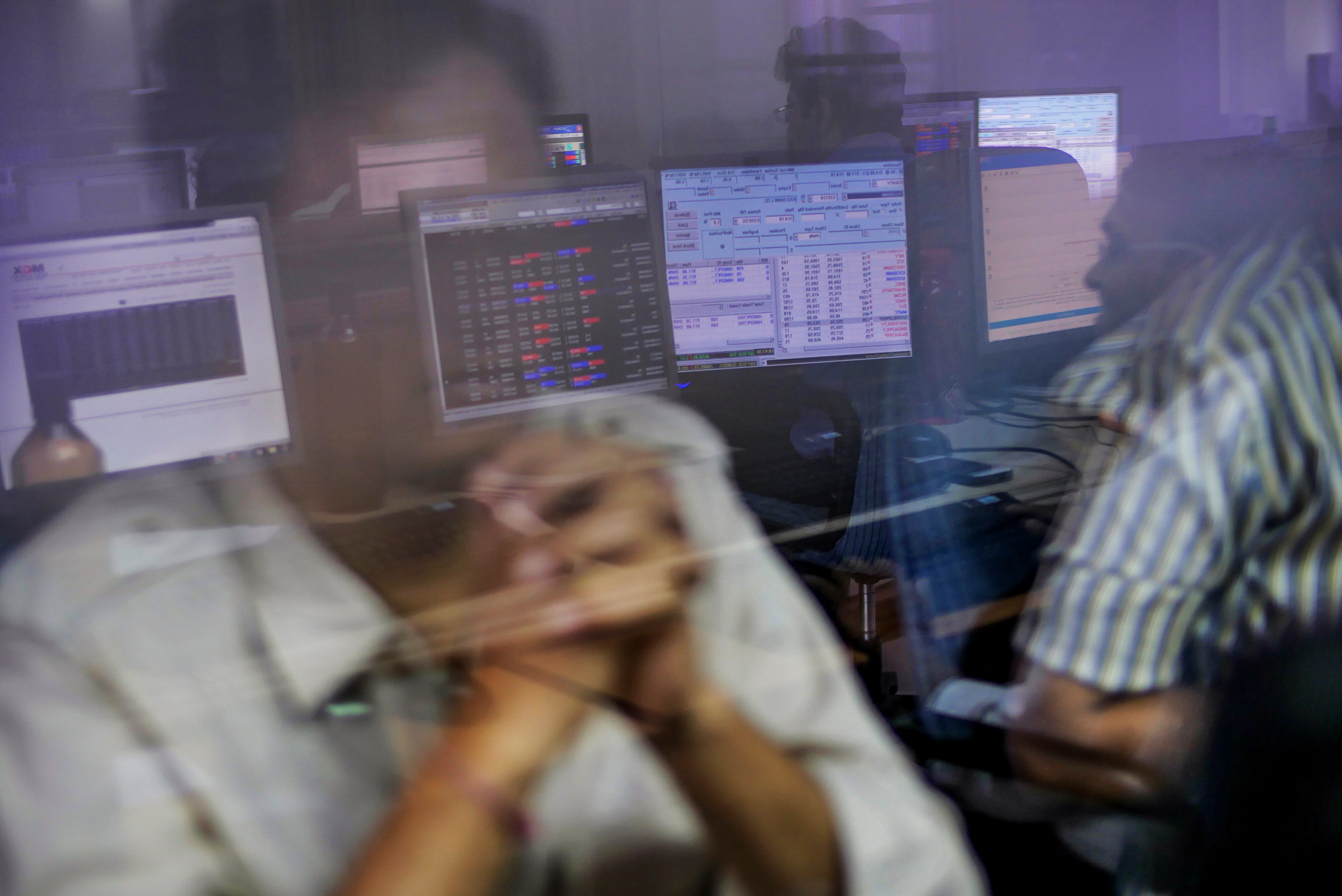 Sensex Drops Over 450 Points Dragged By RIL, HDFC