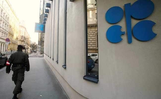 OPEC Agrees First Output Cut Since 2008, Details Unclear: Report