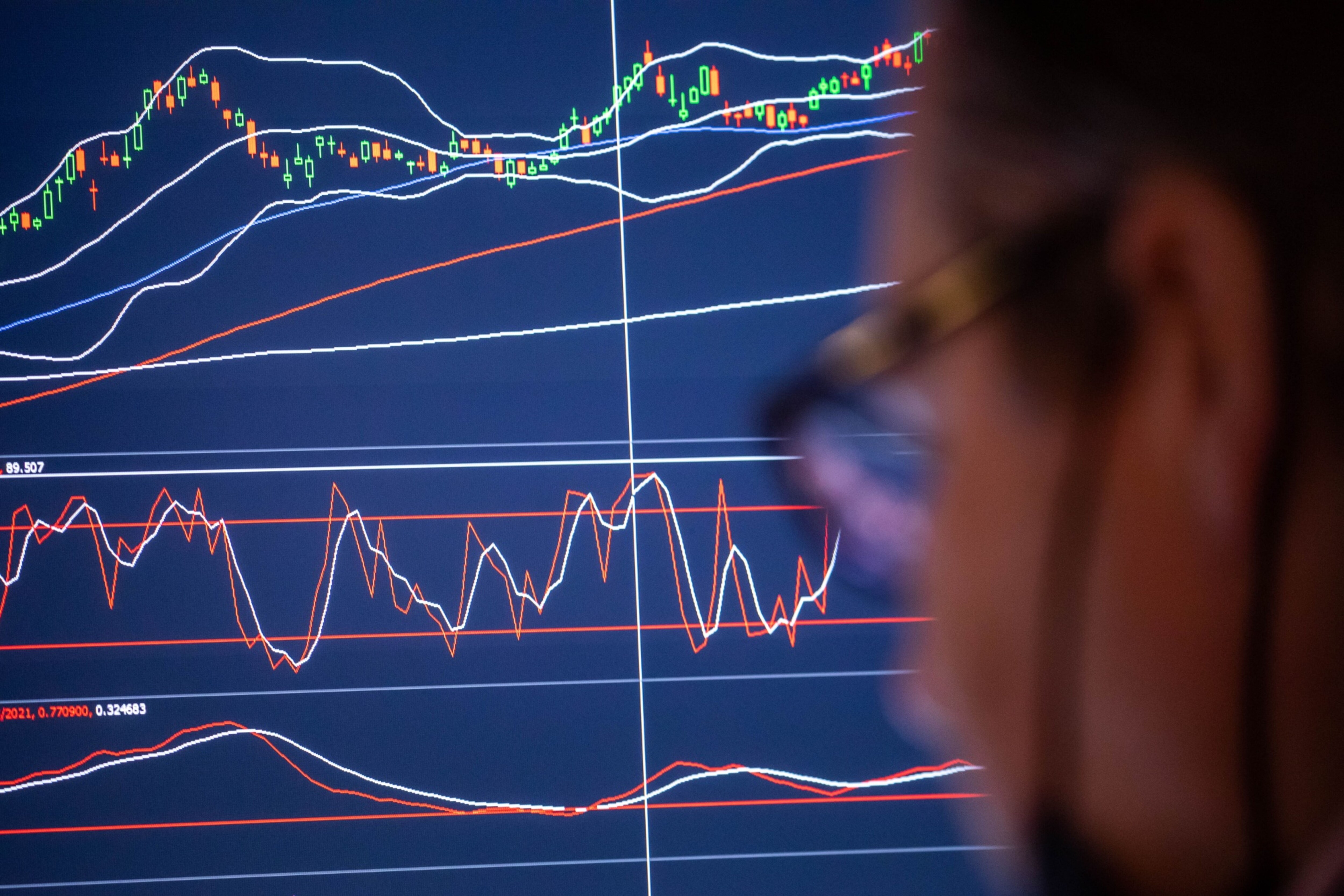 Sensex, Nifty Close At Record Aided By Telecom, Auto & I.T. Stocks