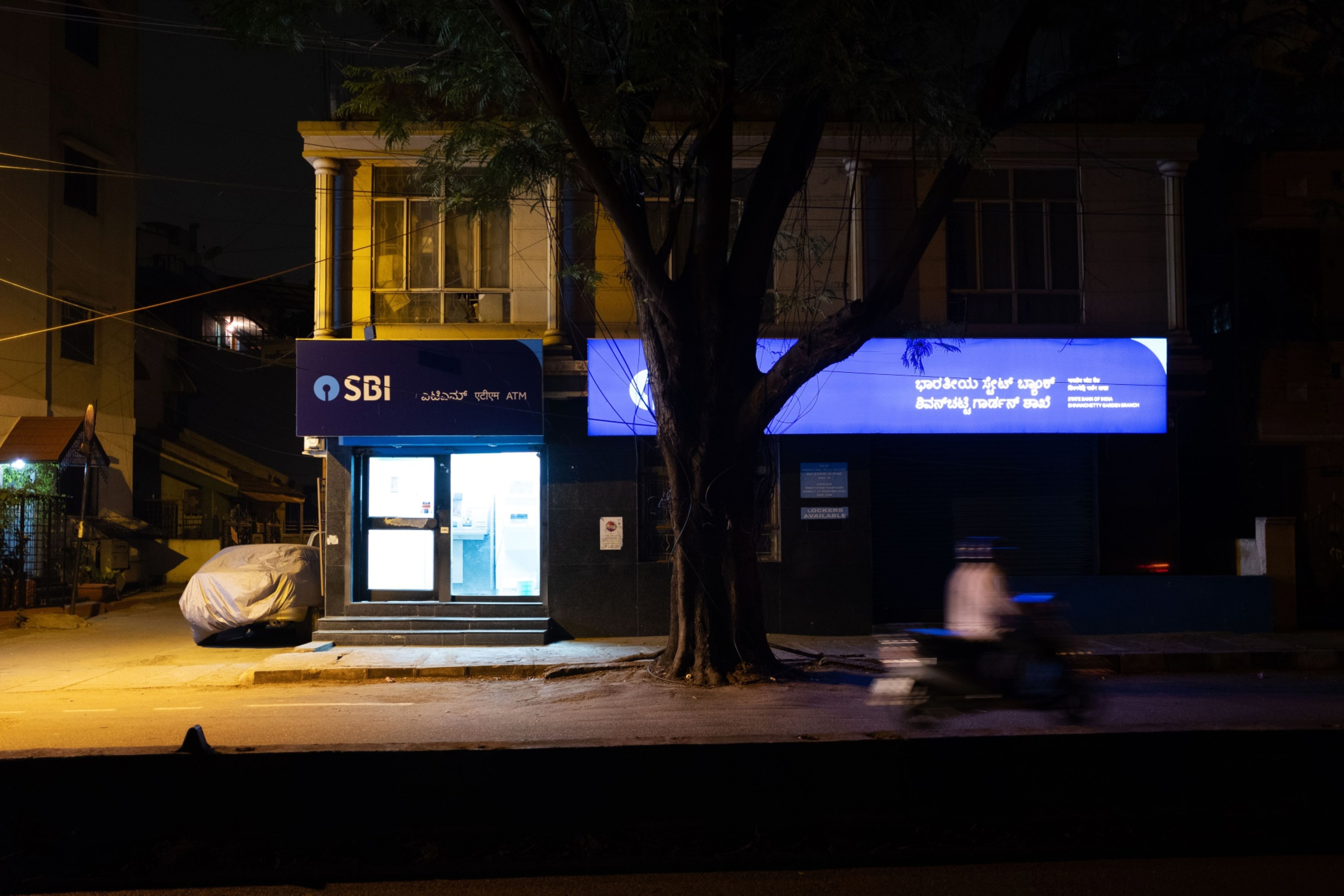 SBI Drops The Most In Seven Years After Board Nod To Explore Investment In Yes Bank