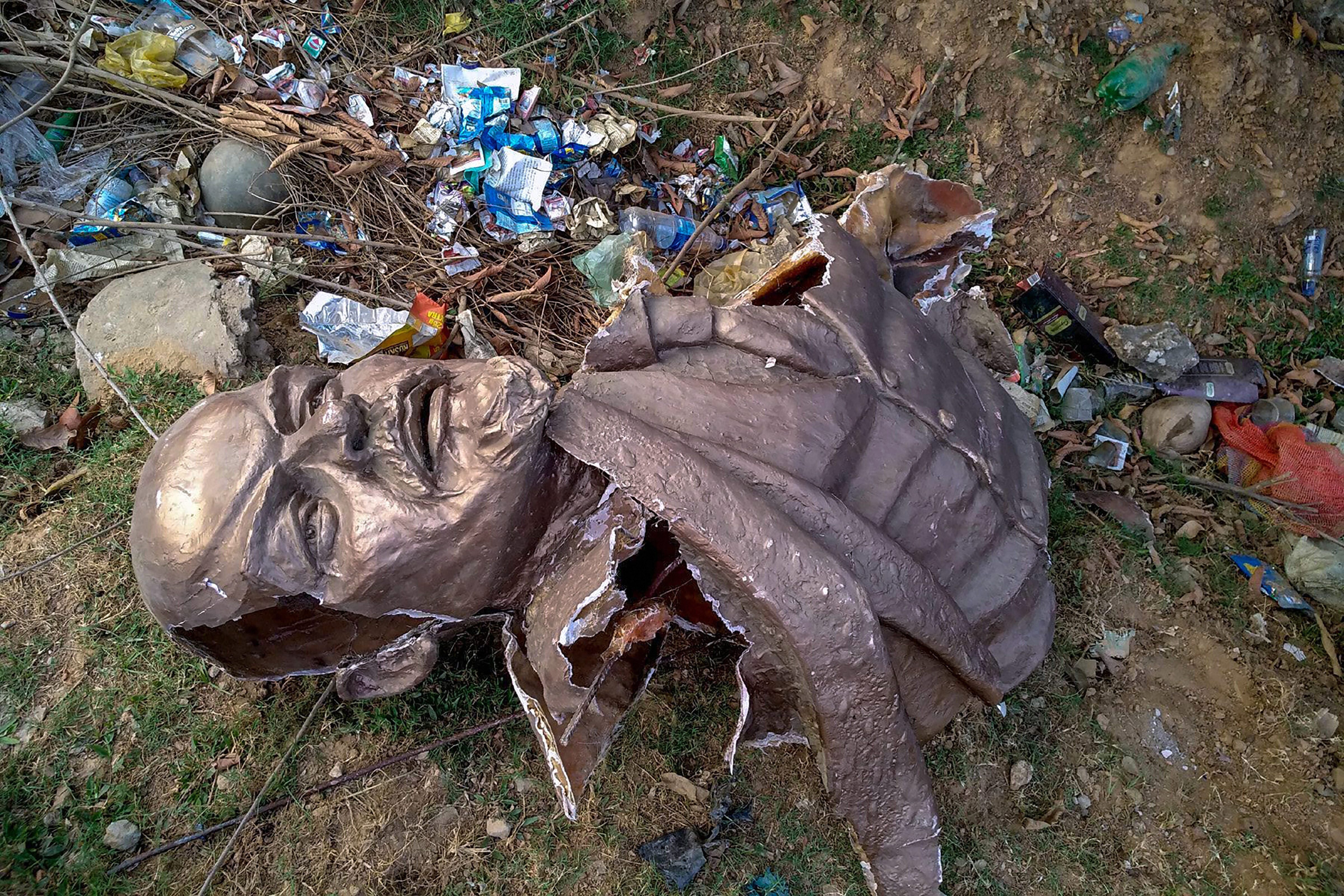 PM Modi Disapproves Vandalism Of Statues, Speaks To Home Minister &nbsp;