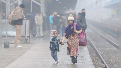 MP Weather: बारिश दिखा सकती है तेवर, बढ़ेगी शीतलहर; इन जिलों में वर्षा की संभावना