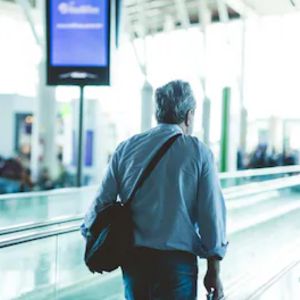 Best Airport Looks For Men: 5 Pinterest-Approved Outfits For Every Vibe
