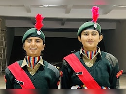 आर्मी डे परेड में हिस्सा लेकर गांव पहुंची बेटियों को जबरदस्त स्वागत, पहली बार थार की लड़कियों को मिला था मौका