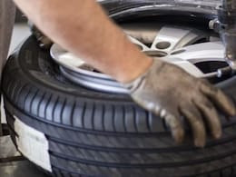 कार के टायर्स बदलने का सही समय कब होता है? जानिए ये 5 असली संकेत