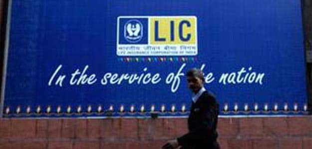 LIC Reshuffles Mid-Level Management Team