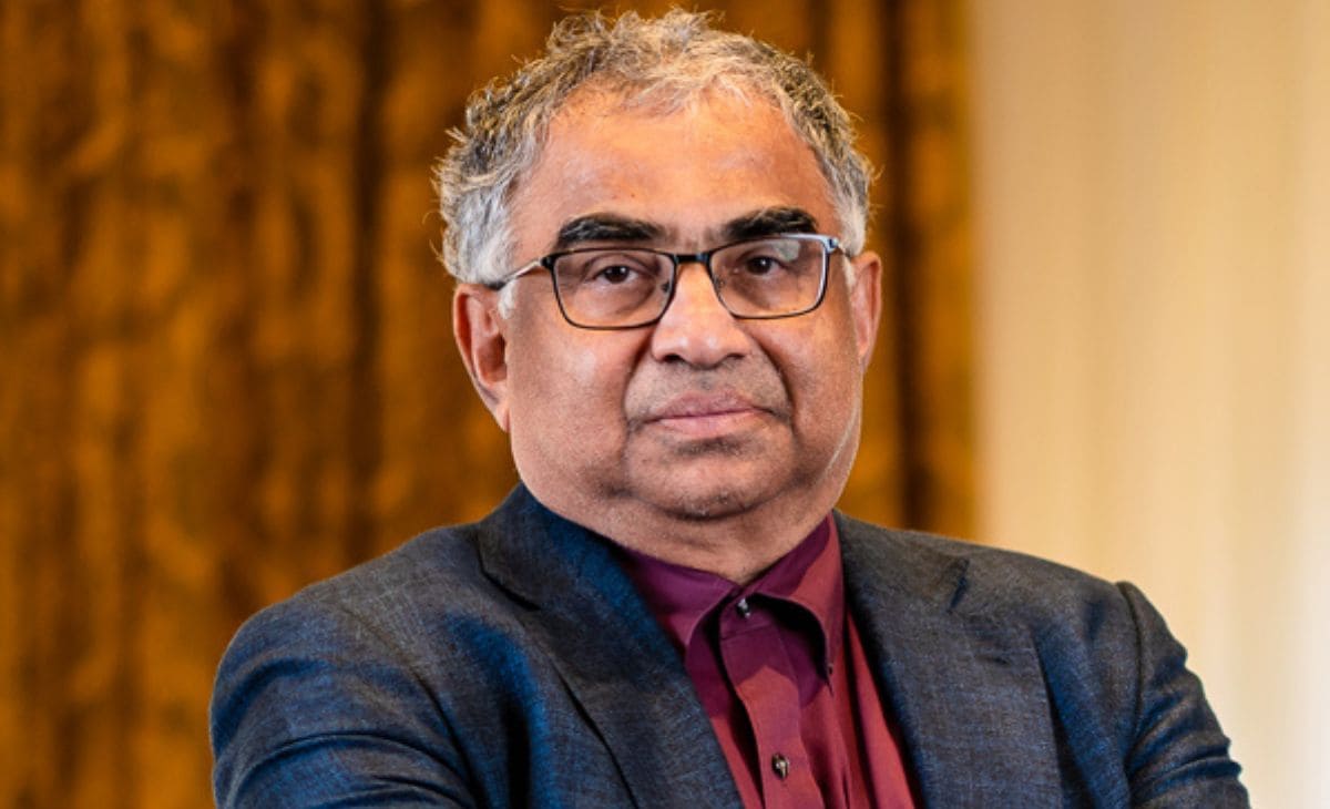 Indian-Origin Astronomer Wins UK's Royal Astronomical Society Gold Medal