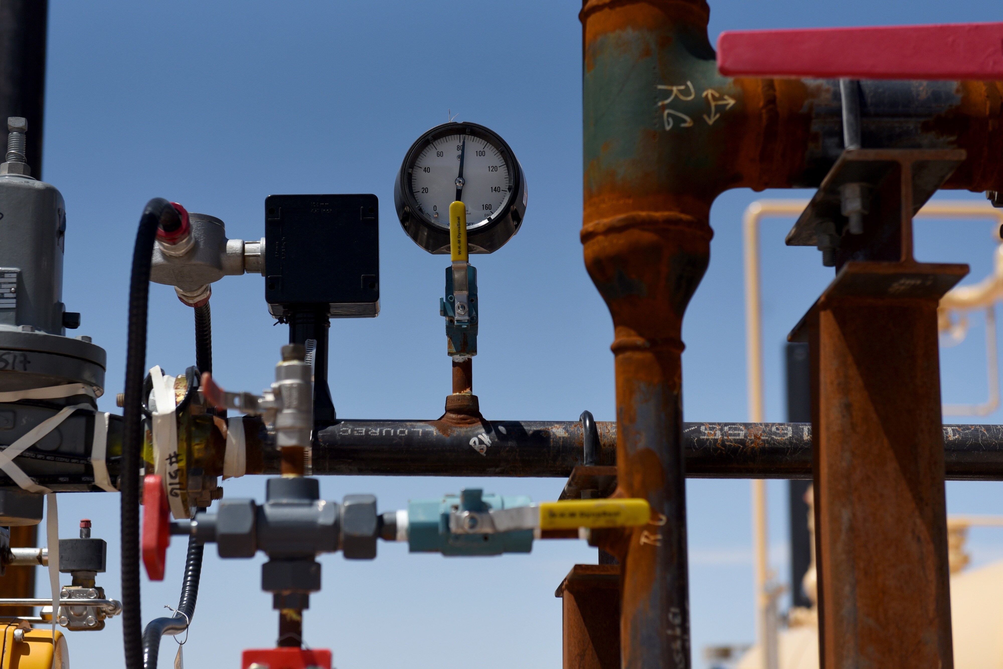Gujarat Gas Cuts PNG Prices For Industrial And Commercial Use
