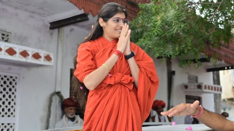 साध्वी प्रेम बाईसा की संदिग्ध मौत के बाद सामने आया इंस्टा पोस्ट, 'दुनिया को अलविदा... न्याय की मांग'