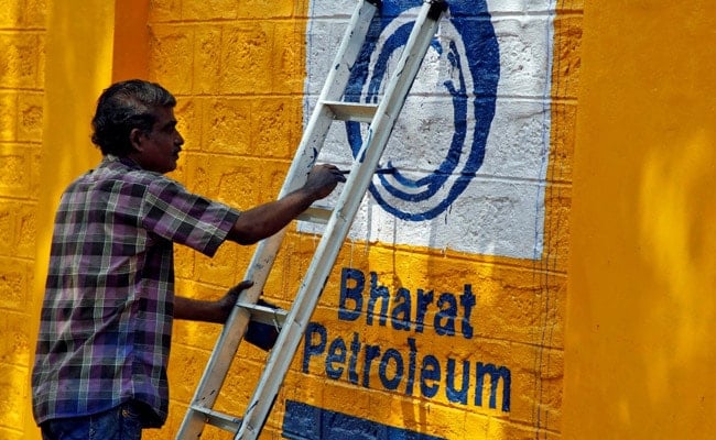 Workers At State-Run Firms Oppose Privatisation Of Bharat Petroleum