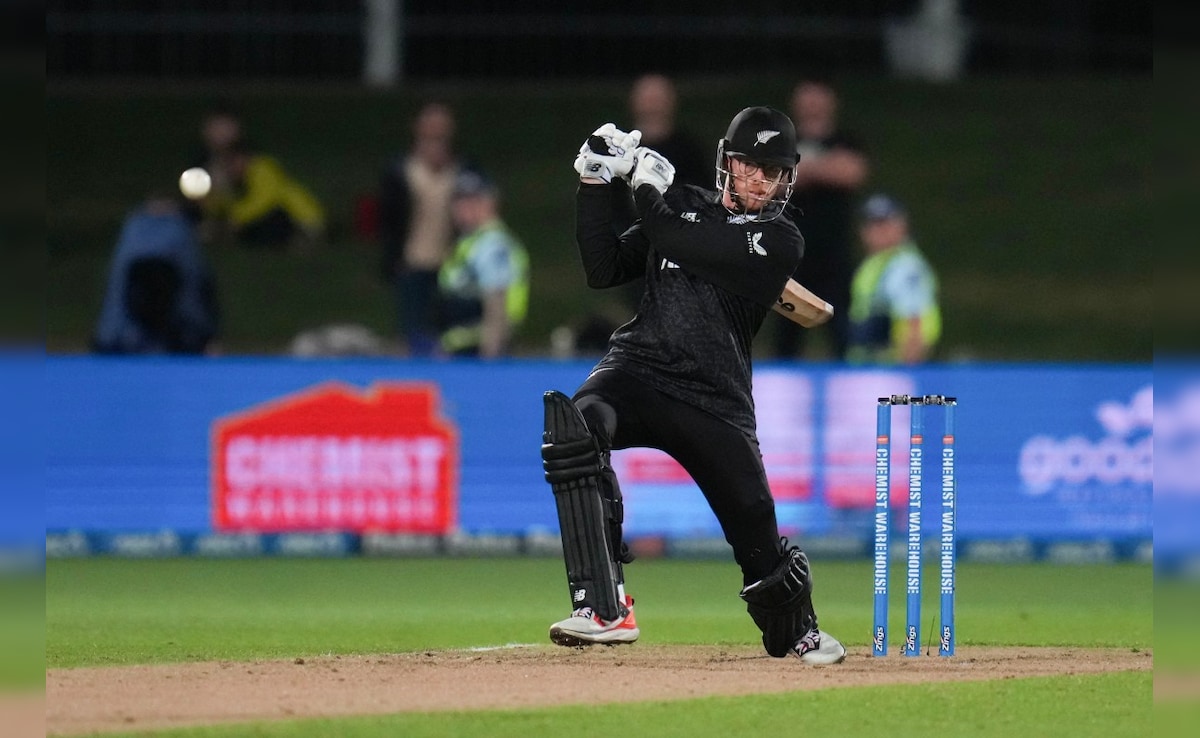 Mitchell Santner Expects Daryl Mitchell To Carry ODI Form Into T20 Series Against India