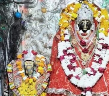 राजस्थान के इस जिले में पेन-कॉपी चढ़ाने से प्रसन्न होती हैं शारदा मां, उमड़ती है छात्रों की भीड़