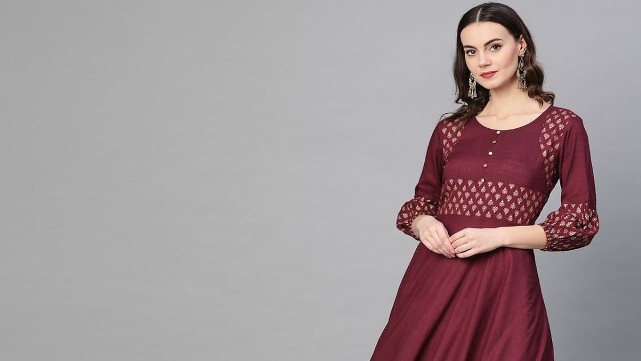 Breathable fabrics like cotton and rayon elevate comfort during long hours. Breathable fabrics like cotton and rayon elevate comfort during long hours.