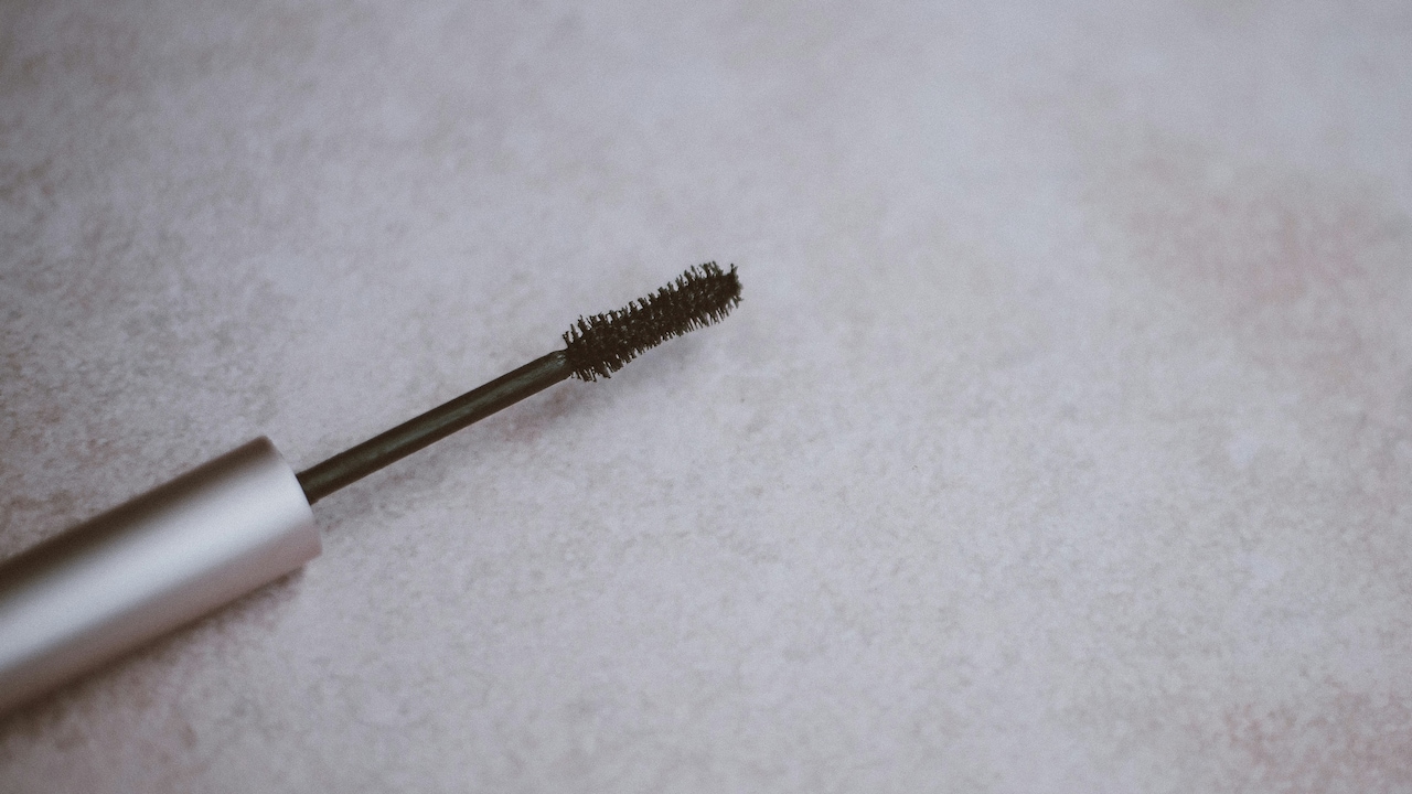 Lengthening Or Volumising Mascara: Which One Works Best For You
