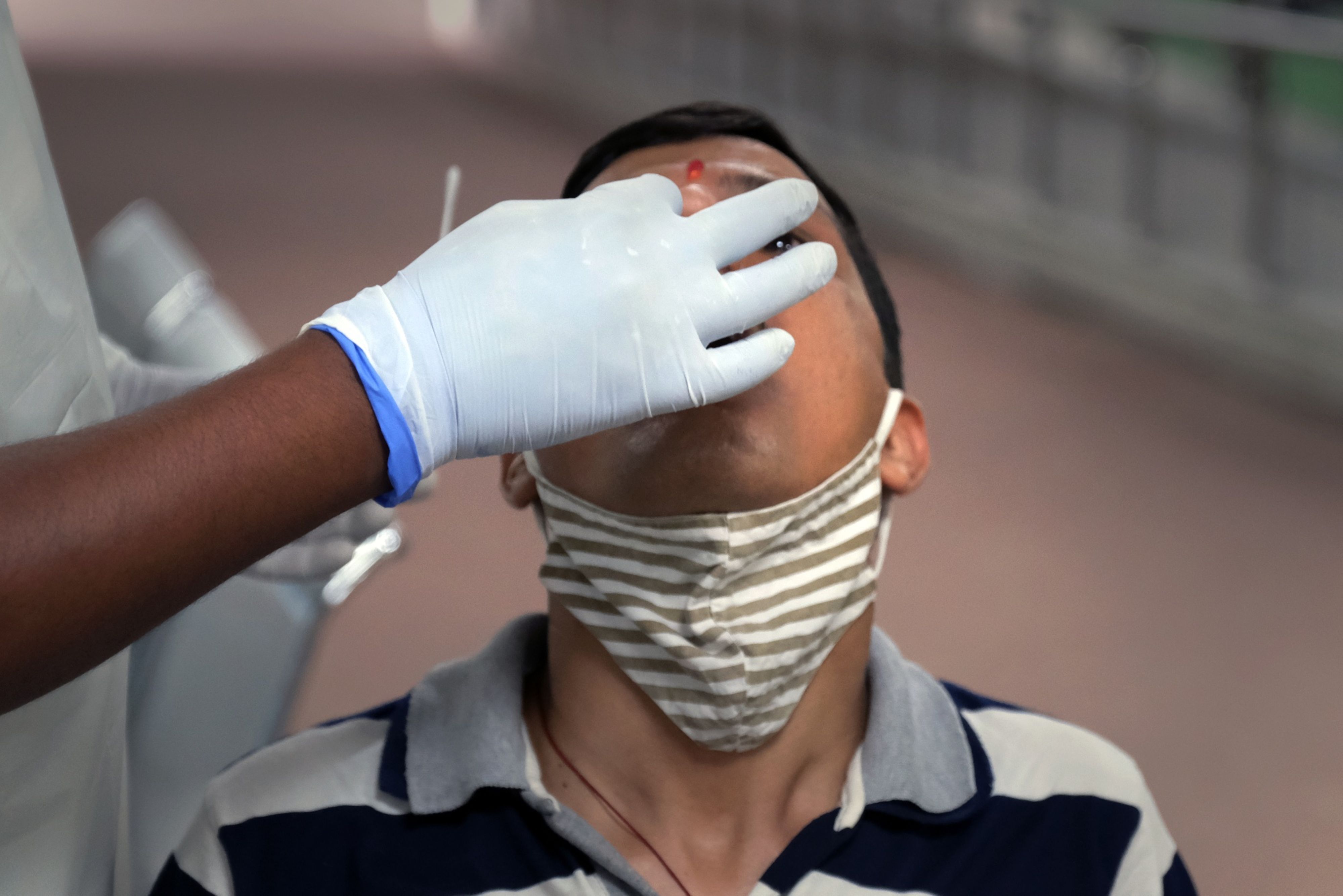 Coronavirus India Updates: Over 2.7 Lakh New Cases As India Expands Vaccination Drive