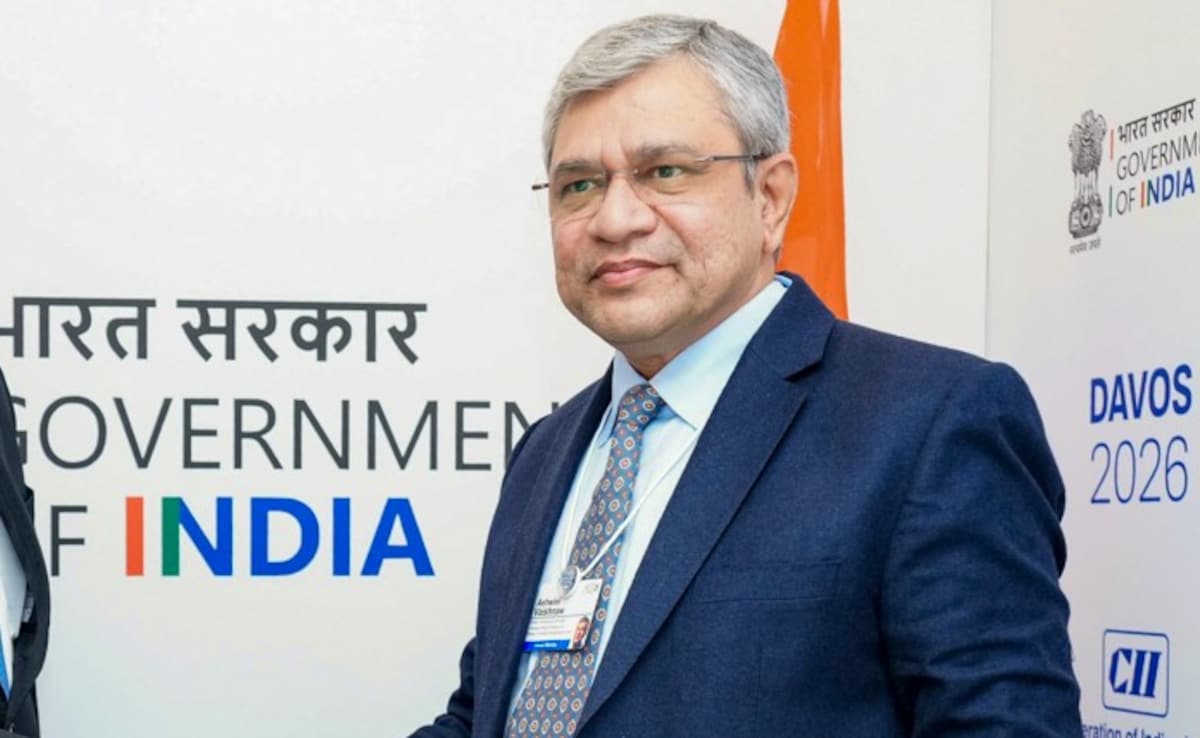 1st Commercial Semiconductor Chip Production Will Begin This Year: Minister