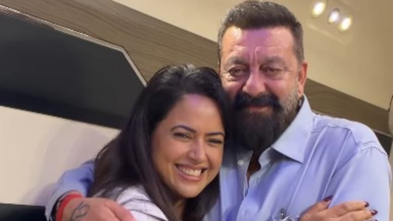 Watch: Sameera Reddy's 2016 Instagram Trend Post Comes With A Twist Featuring <i>Musafir</i> Co-Star Sanjay Dutt