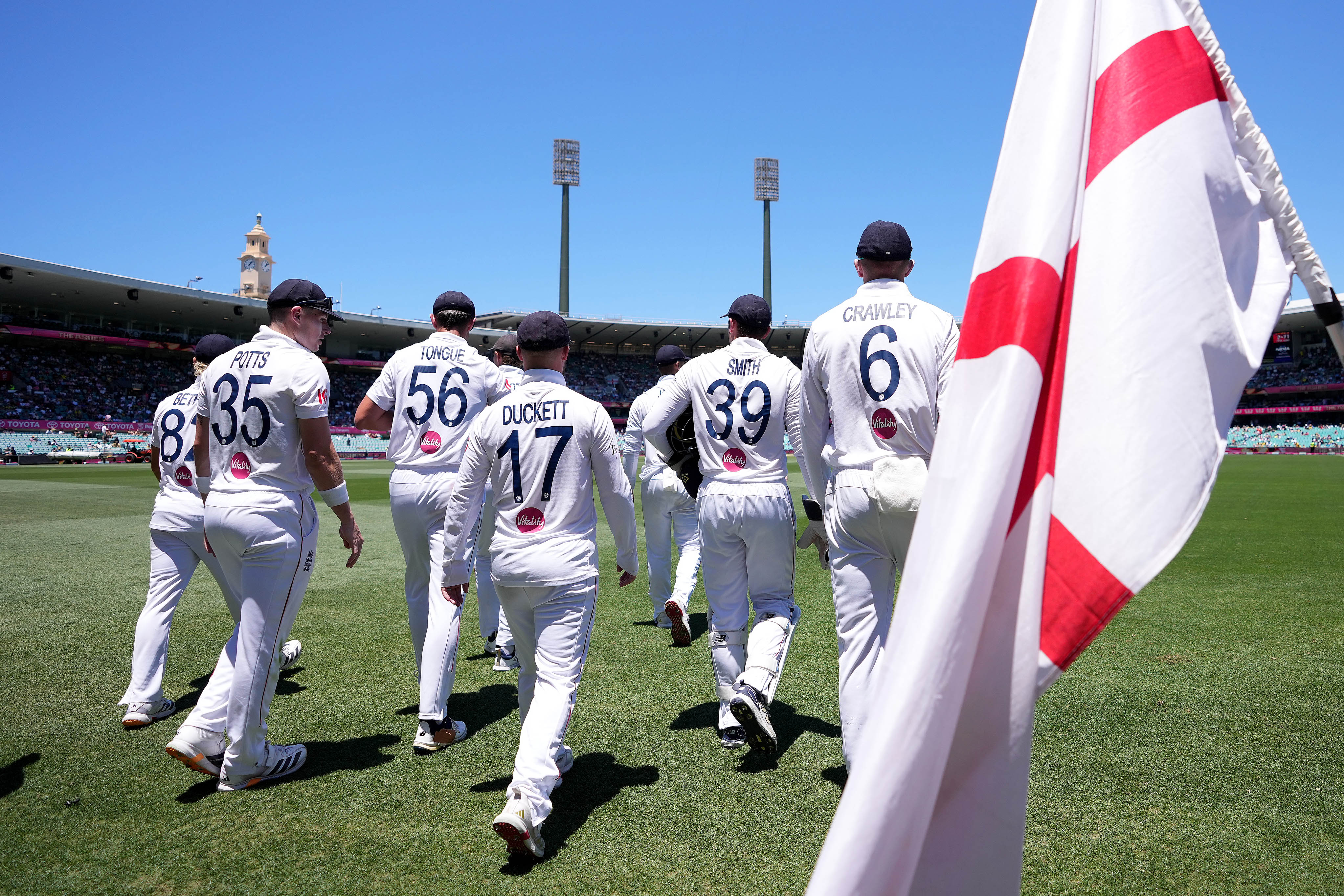 क्या इतनी घटिया है इंग्लिश टीम? पूर्व ऑस्ट्रेलिया दिग्गज ने एशेज 2025-26 में प्रदर्शन के आधार पर चुनी परफेक्ट प्लेइंग XI