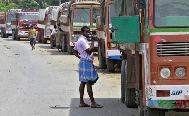 Stranded Trucks, Unpaid Workers: India Inc Looks At Cost Of Cash Crunch