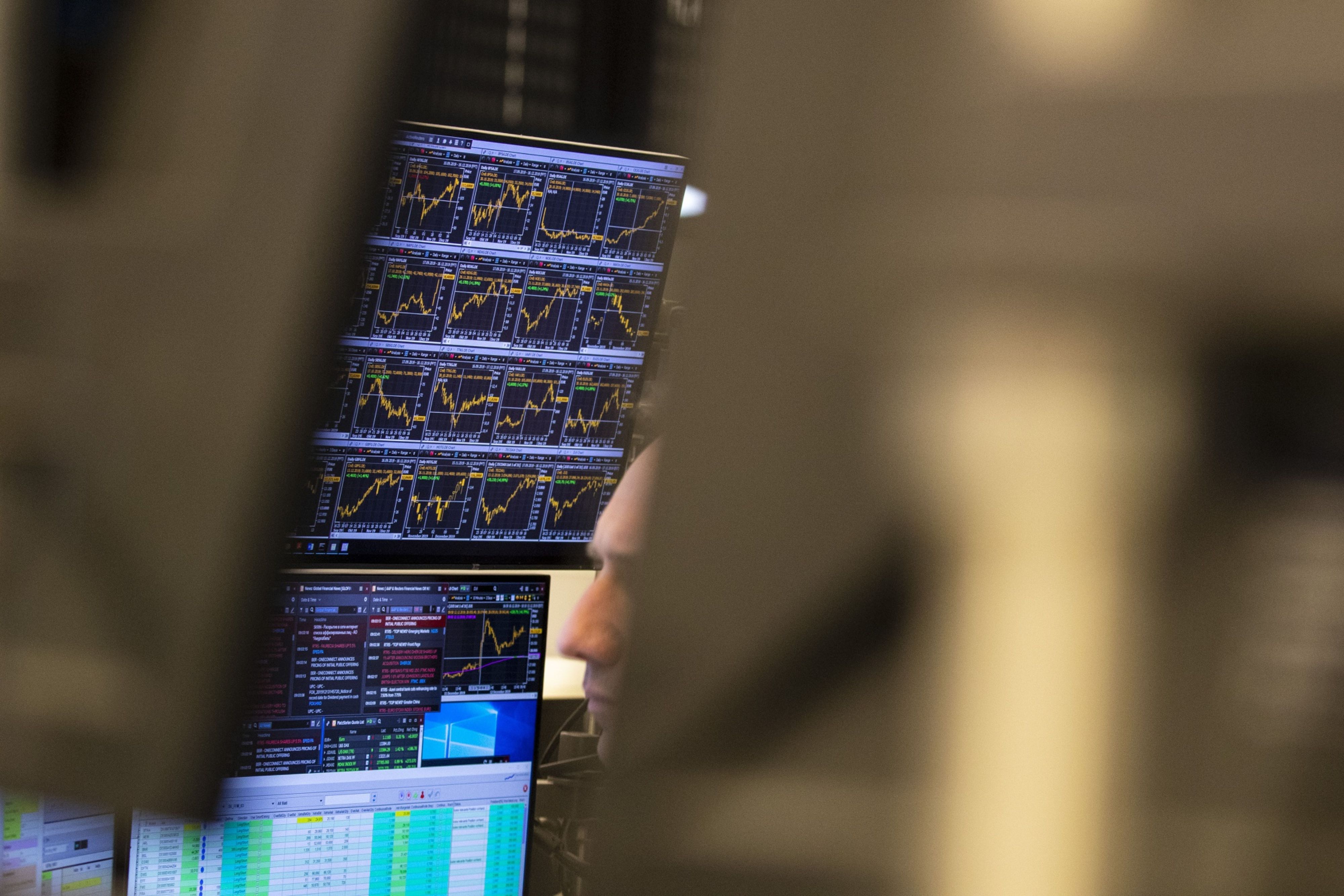 Sensex, Nifty Decline On Successive Days For The First Time In Two Months