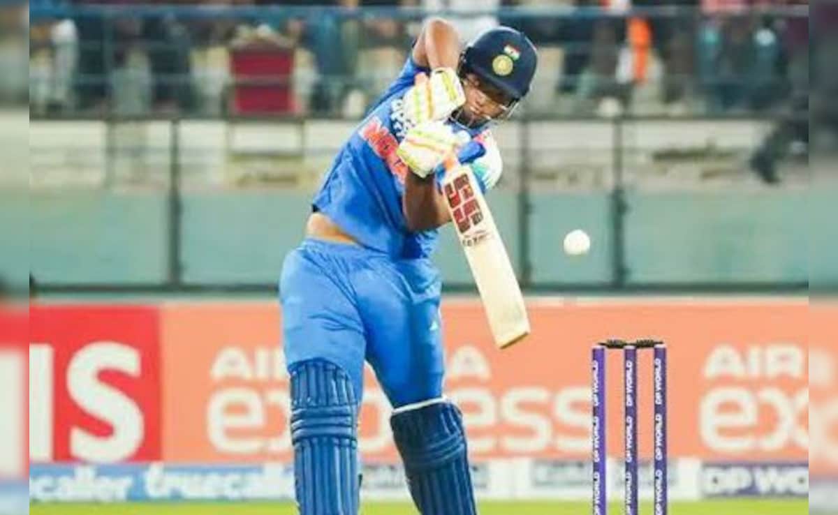 SA U19 vs IND U19: यूथ ODI में सबसे कम उम्र के कप्तान बने वैभव सूर्यवंशी, तोड़ दिया पाकिस्तान के अहमद शहजाद का वर्ल्ड रिकॉर्ड