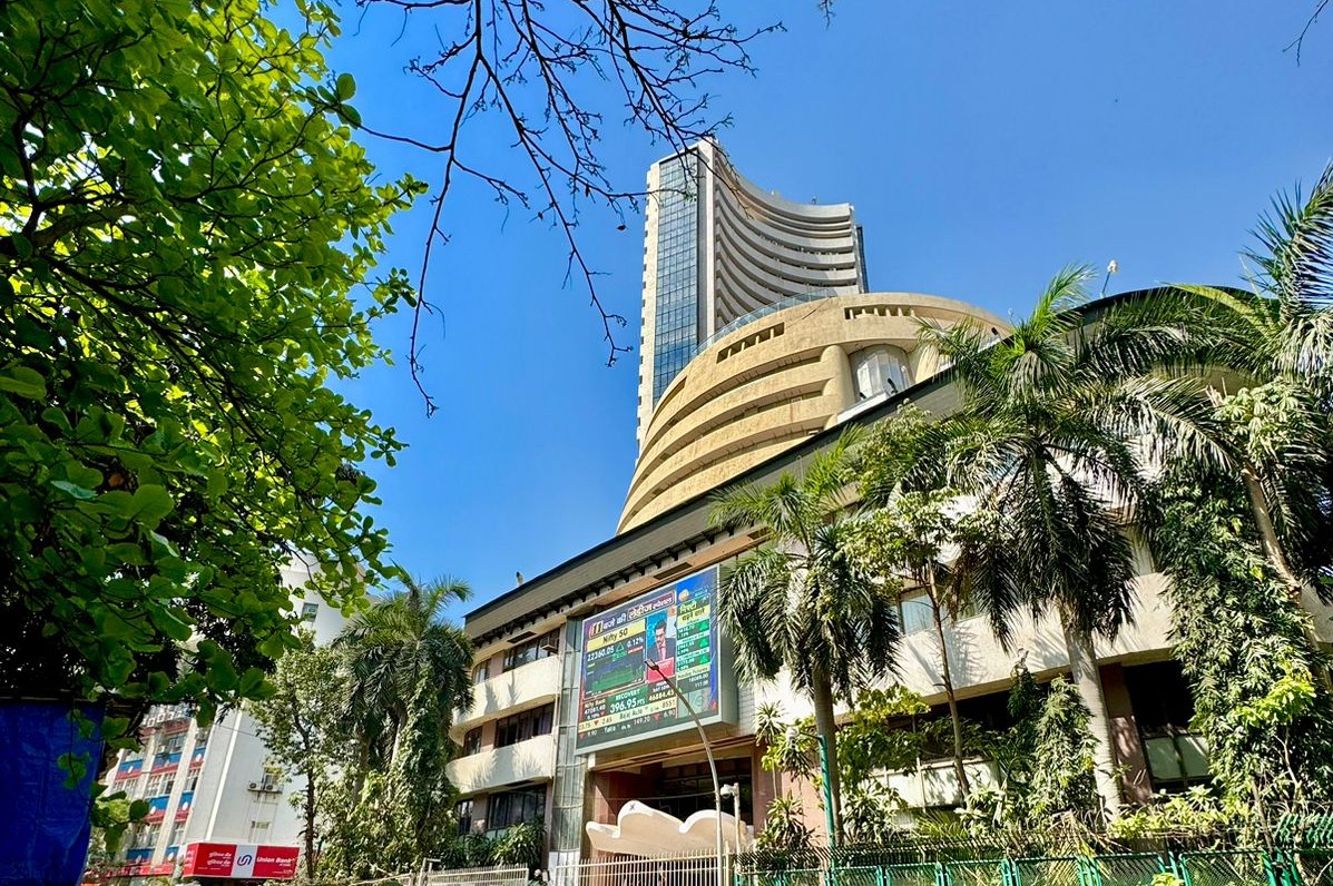 Stock Market Today: Nifty, Sensex Recover In Second Half To Close Flat As India-Pakistan Tension Sours Mood