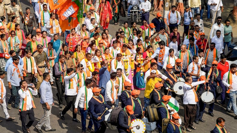 Maharashtra Election 2026: कुठे दोस्ती, कुठे कुस्ती? आघाडी, युतीचा गोंधळ क्लिअर होईल; वाचा सगळ्या डिटेल्स