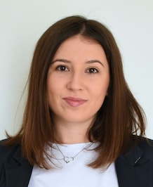 7 Tips To Develop Self Confidence