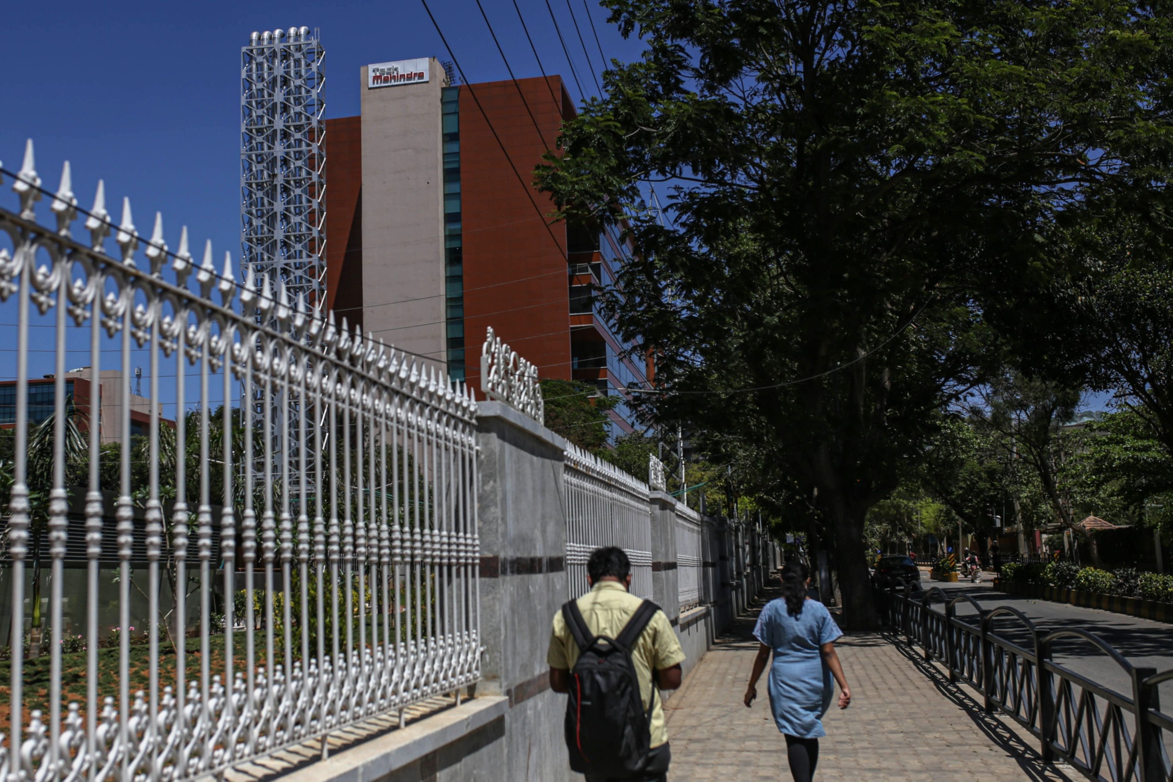 Tech Mahindra Q2 Review - Solid Growth, But Stretched Metrics Adds To The Risks: Motilal Oswal