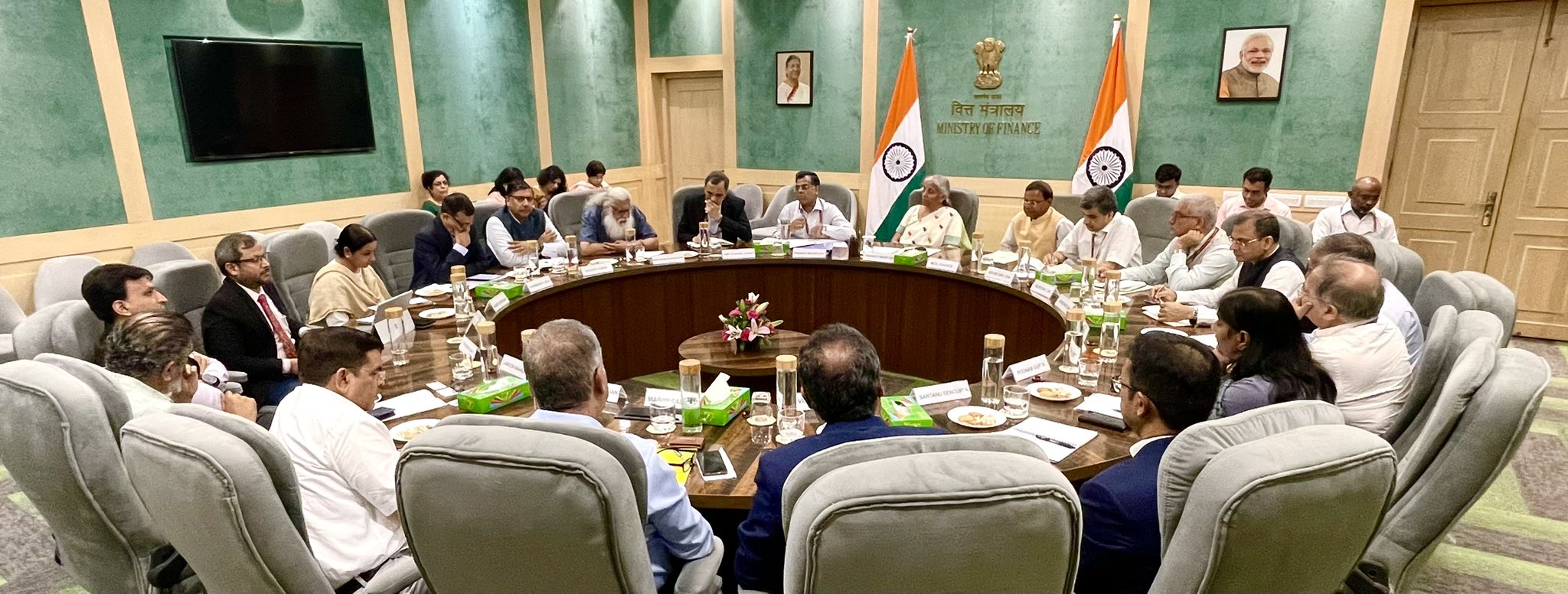 Budget 2024: Economists Call For Fiscal Prudence, Employment Boost, Through&nbsp;Welfare&nbsp;Spend