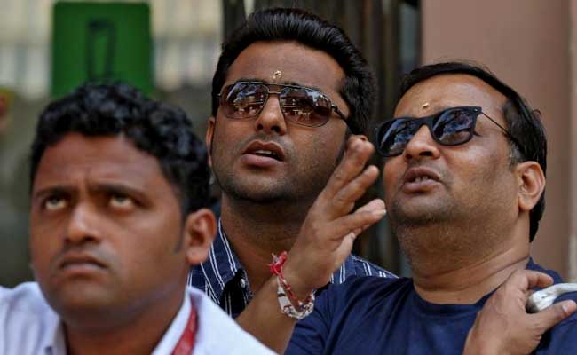 HDFC AMC Share Price: Stock Makes Stellar Debut, Up 64.55% Over Issue Price