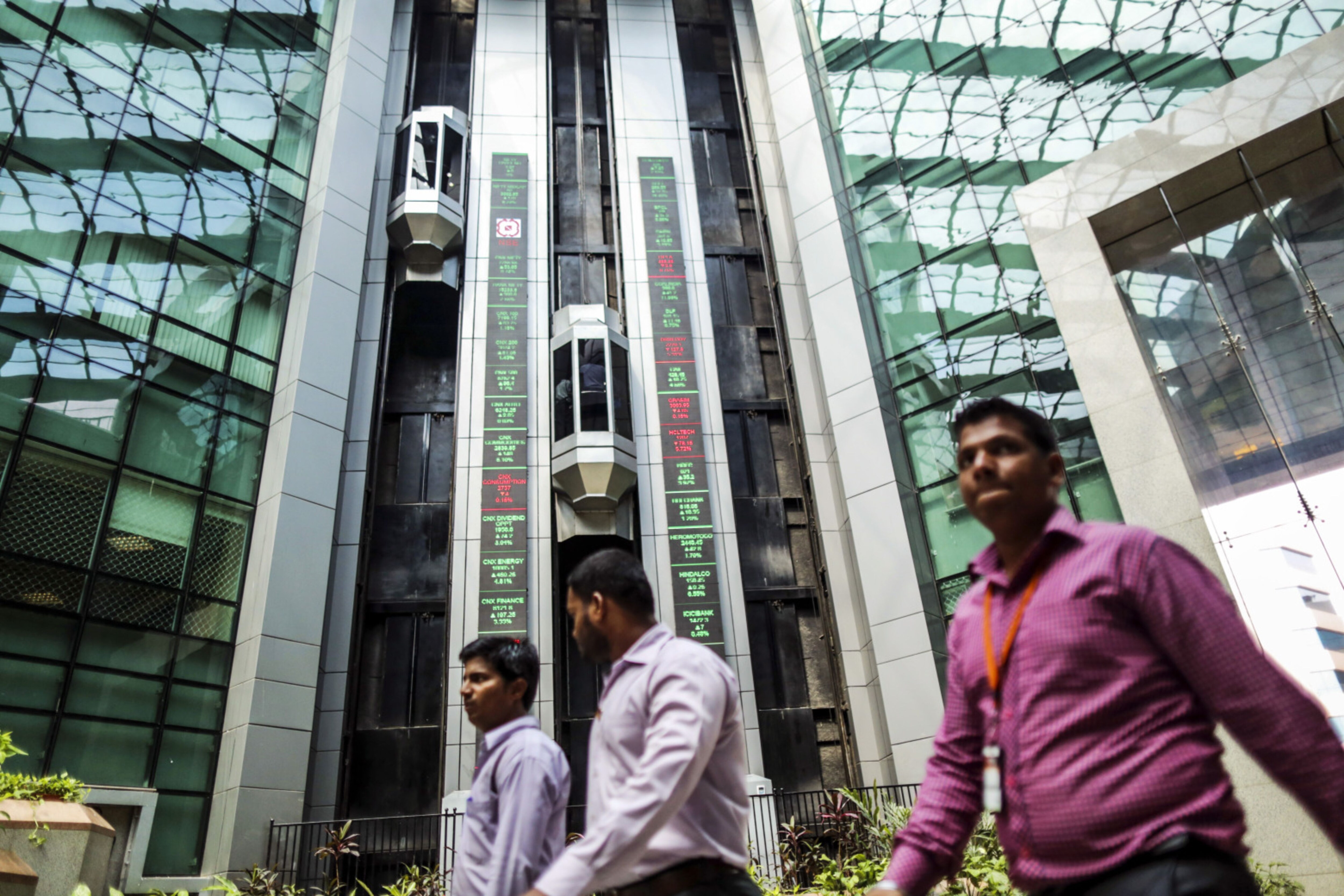 Sixth Weekly Gain For Sensex, Nifty; PSU Banks Outperform