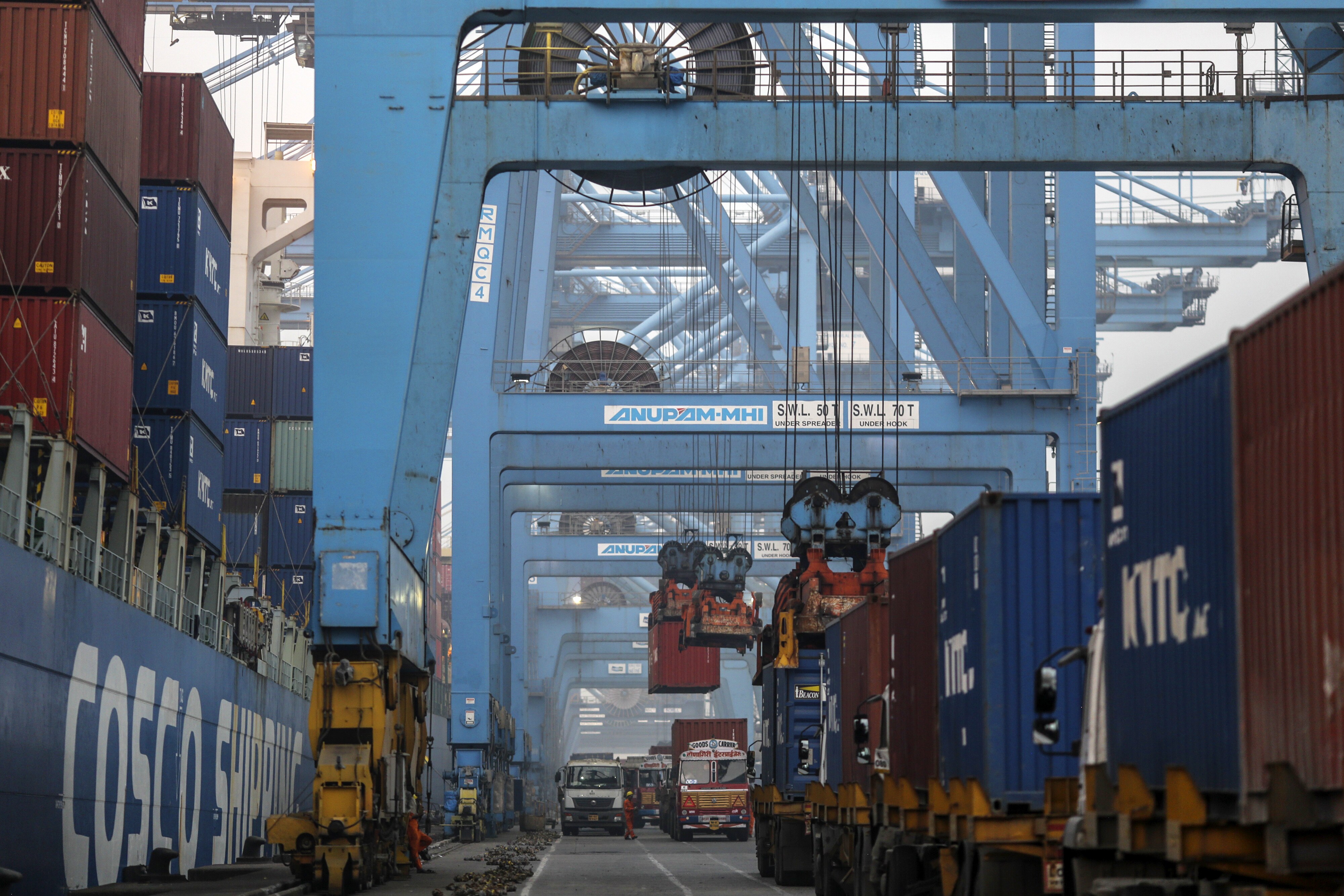 Government Doubles Import Duty On 328 Textile Items To 20%