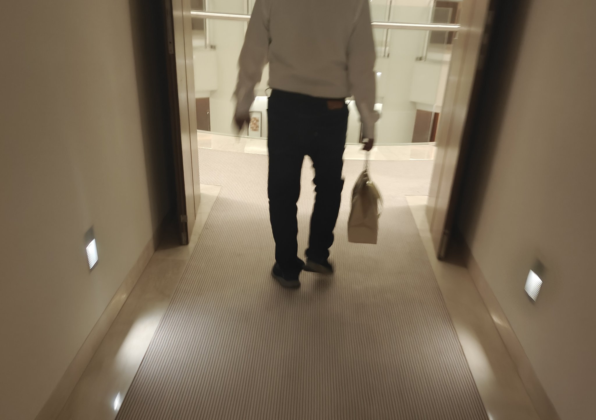 Snapdeal Co-Founder's Post On Hotel Guests Choosing Food Apps Goes Viral