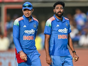 Gill Slammed For His Captaincy During 3rd NZ ODI: "Got To Be Part Of Action"