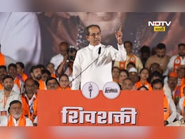 'MIM सोबत युती केली तेव्हा कुठे गेलं होतं हिंदूत्व', उद्धव यांनी भाजपला घेरलं, पहिल्याच सभेत धारेवर धरलं