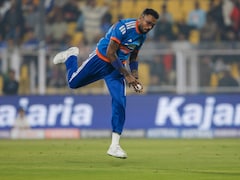 3rd T20I LIVE: Bumrah Cleans Up NZ Star 1st Ball After Hardiks Superb Catch