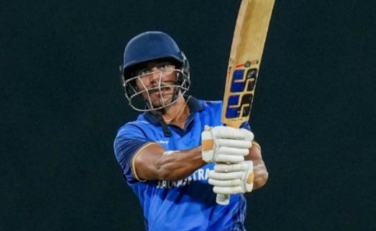 Vijay Hazare Trophy 2025-26: घरेलू क्रिकेट में एक और जडेजा की दहाड़, तूफानी शतक, जानें कौन हैं विश्वराज