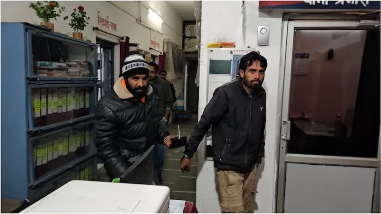 महाराष्ट्र और MP पुलिस की रतलाम में बड़ी कार्रवाई, हुसैन टेकरी से 10 किलो MD जब्त, ड्रग की कीमत जानकर रह जाएंगे दंग