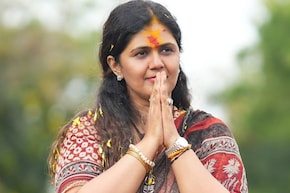 Pankaja Munde: पंकजा मुंडे राजकारणातून रिटायर्ड होणार?  त्यांचे 'ते' वक्तव्य सध्या चर्चेत