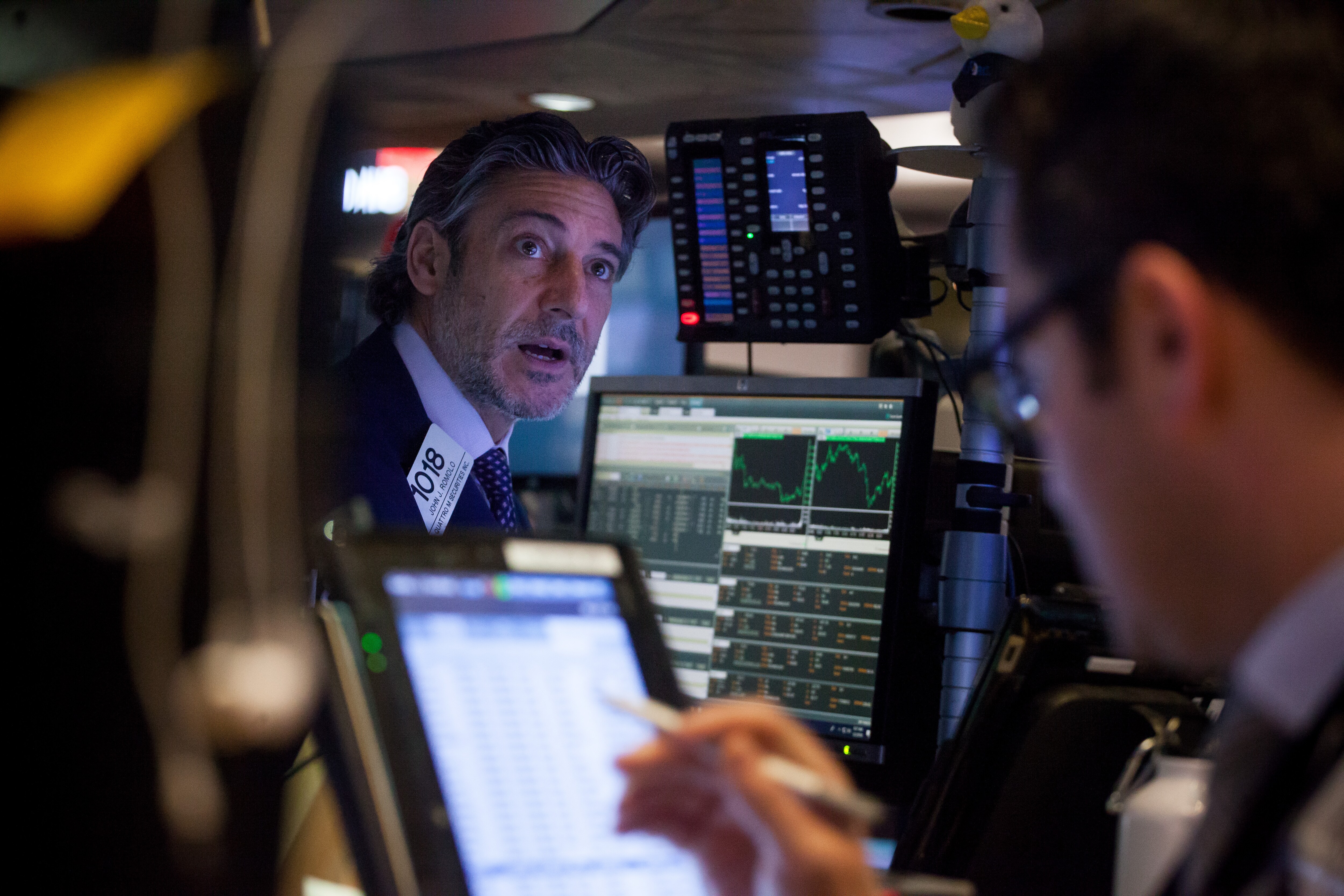 Hedge Funds Suffer Losses as Market Volatility Proves `Episodic'